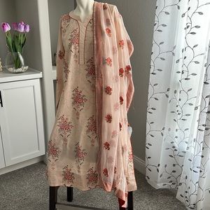 Brand New- 3 Piece Bareeze Pakistani- Indian Suite